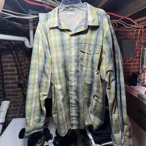 Men’s Columbia long sleeve button up.